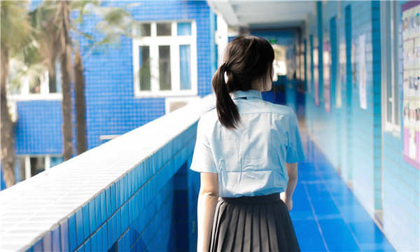 建宁如何找到一个可以帮助我生孩子的女人？